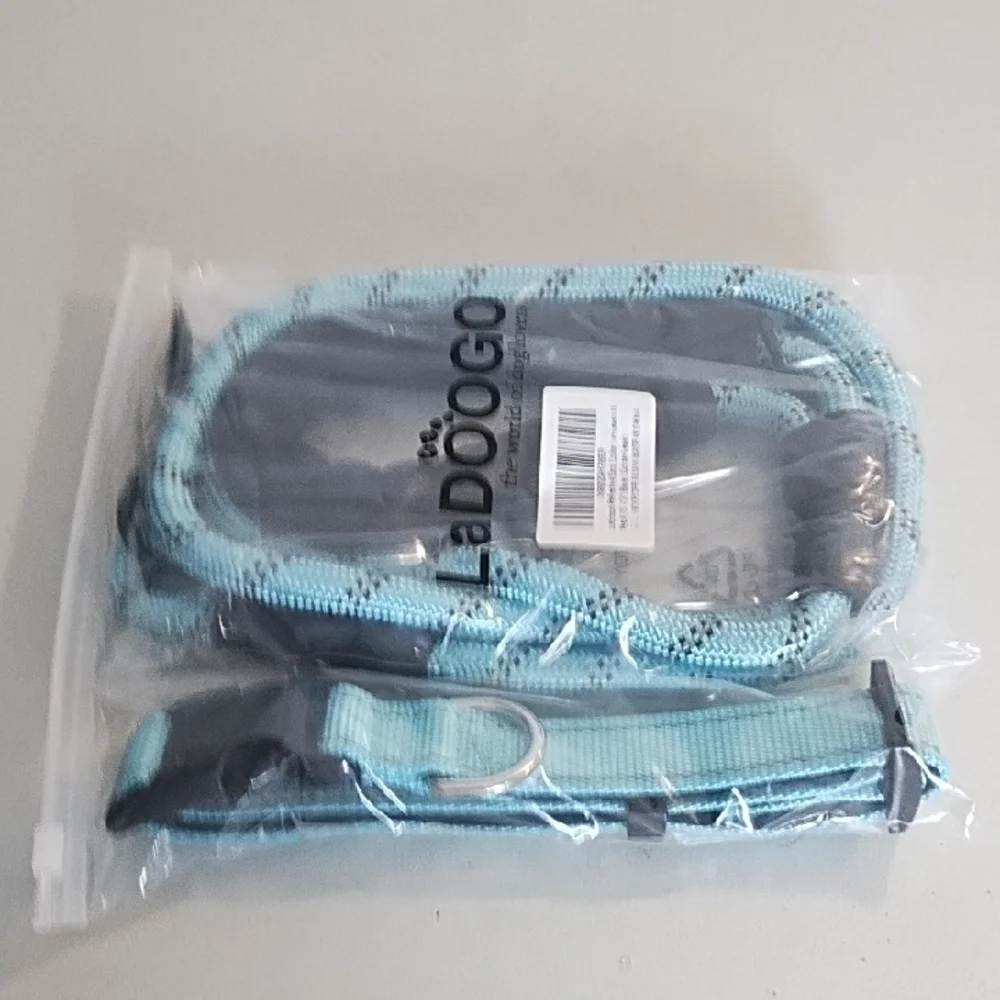 Blue Dog Collar and Leash Set Medium Size Dog NEW Reflective Padded